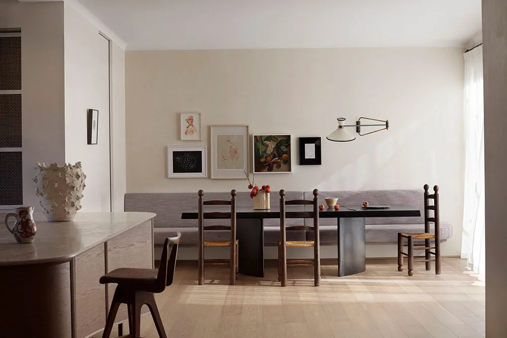 Spokojny nowoczesny интерьер w Sydney z arkami i kolumnami - Gallery image 8