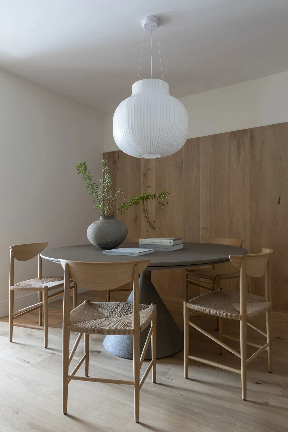 Своды и натуральный минимализм: умиротворяющий интерьер в Барселоне - Gallery image 10