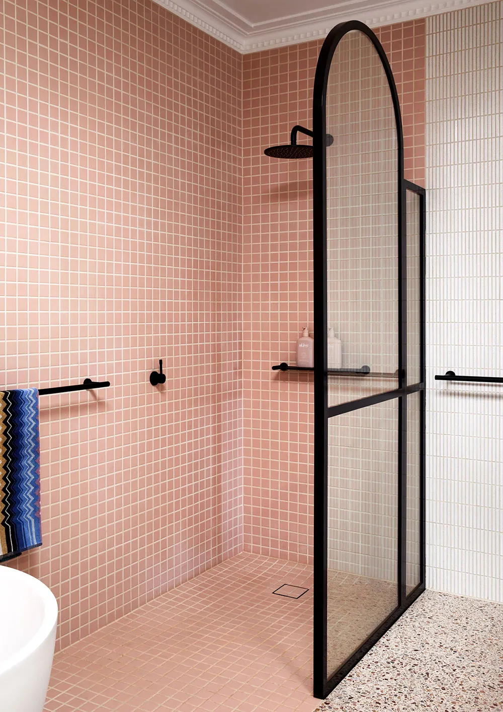 Rénovation moderne colorée d'une maison de 1930 à Melbourne - Gallery image 14