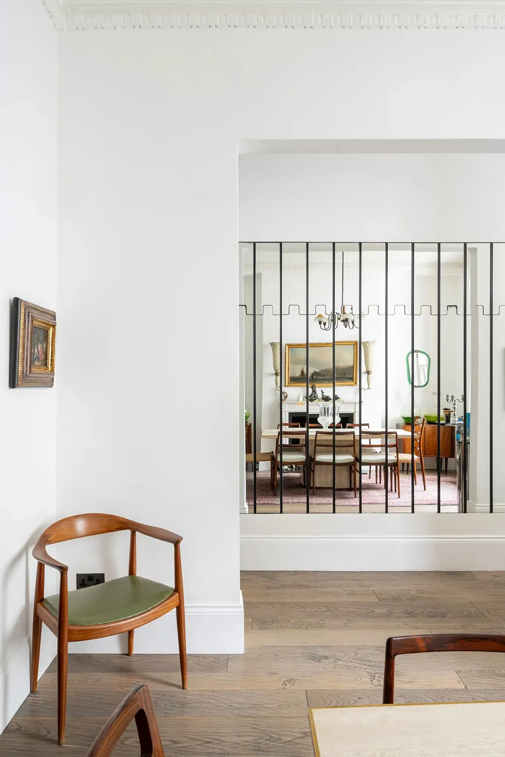 Белая квартира в Лондоне с декором, неподвластном времени - Gallery image 6