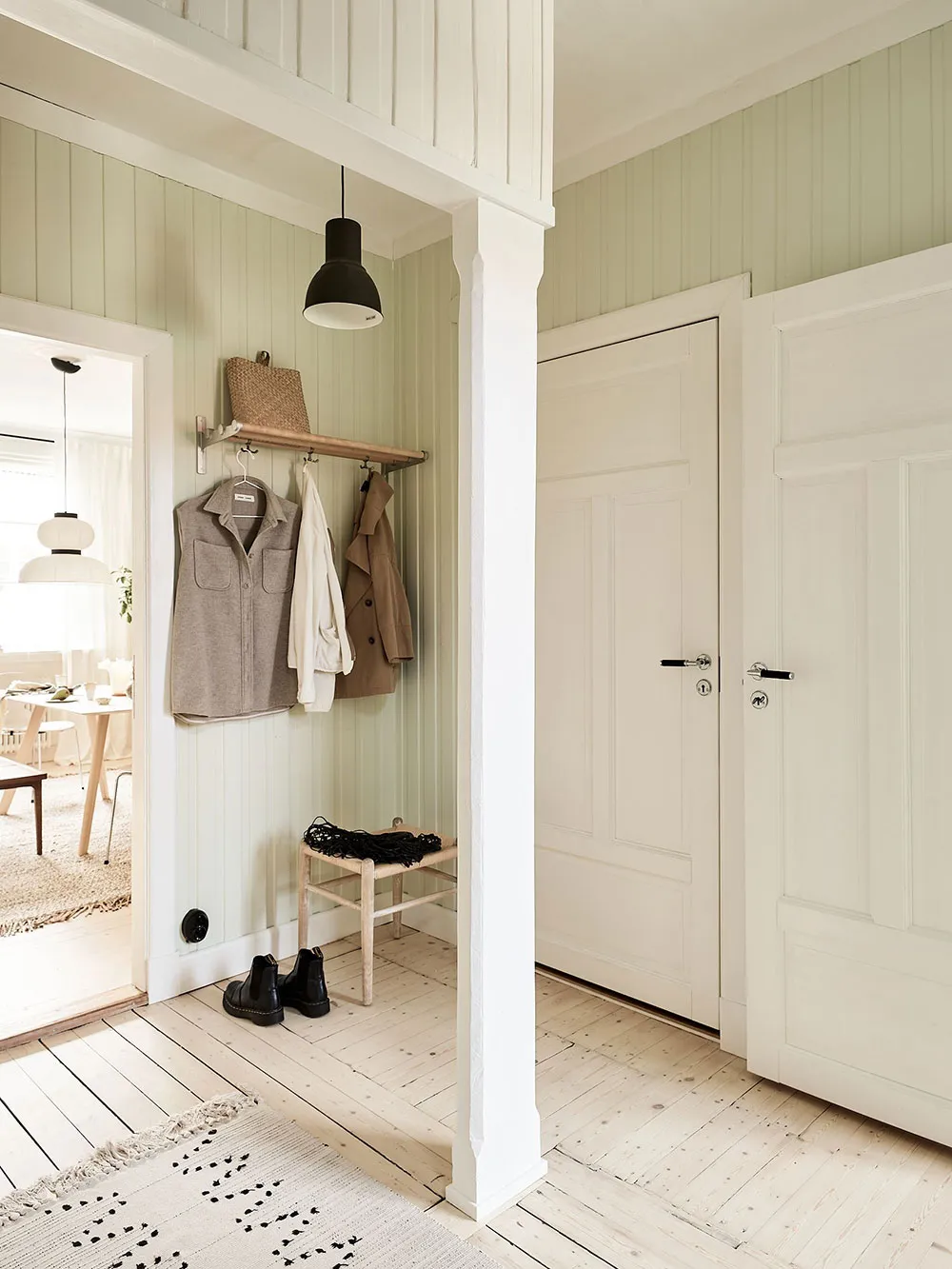 Светлая скандинавская квартира с эффектной мансардой (69 кв. м) - Gallery image 23