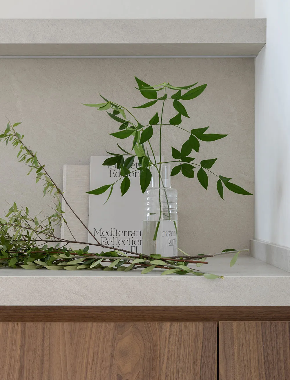 Своды и натуральный минимализм: умиротворяющий интерьер в Барселоне - Gallery image 11