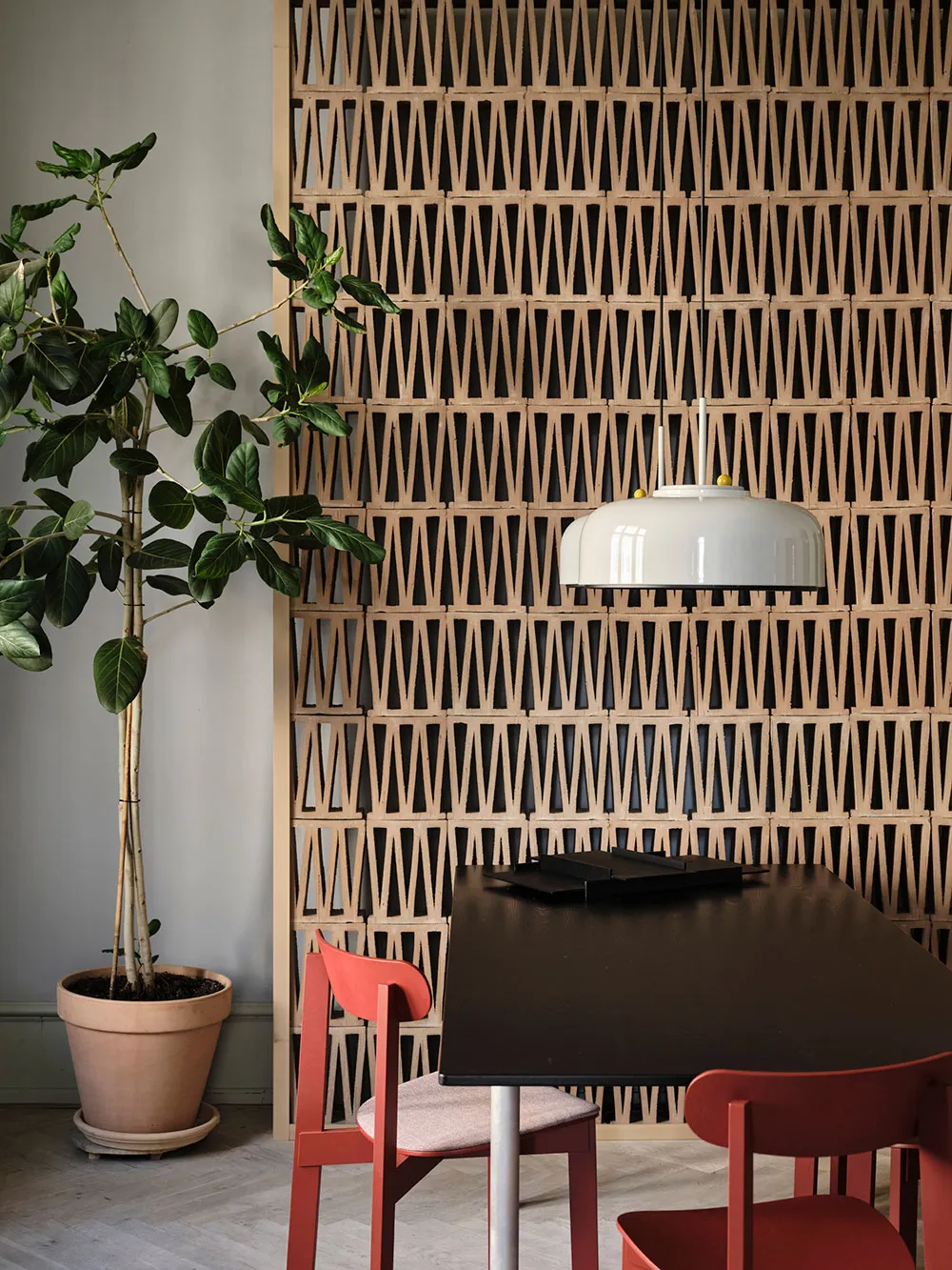 Modern skandinavischer Stil mit eleganten Akzenten in den Arbeiten von Andrea Papini - 14