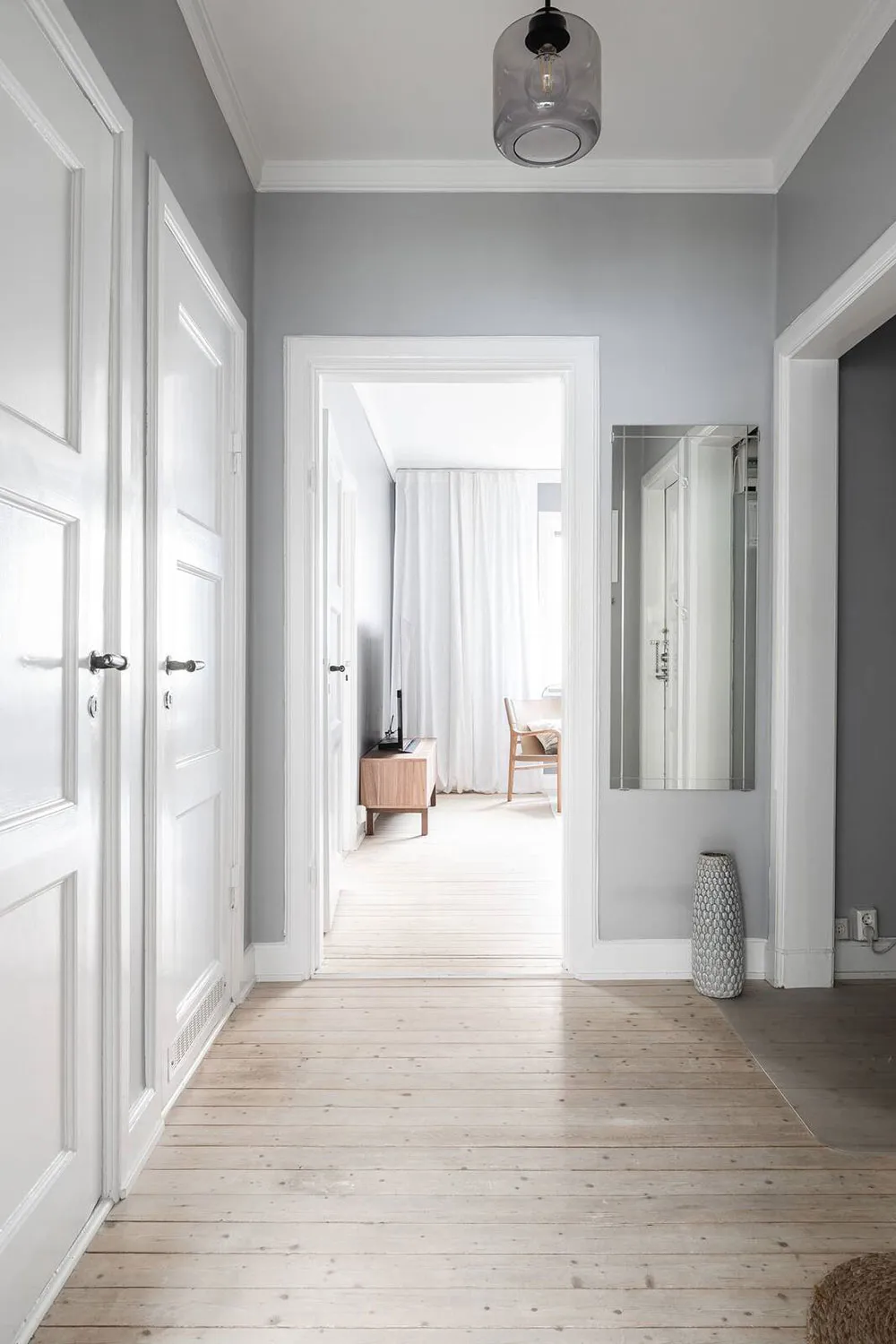 Для любителей серых стен: бюджетная квартира в Швеции (54 кв. м) - Gallery image 16