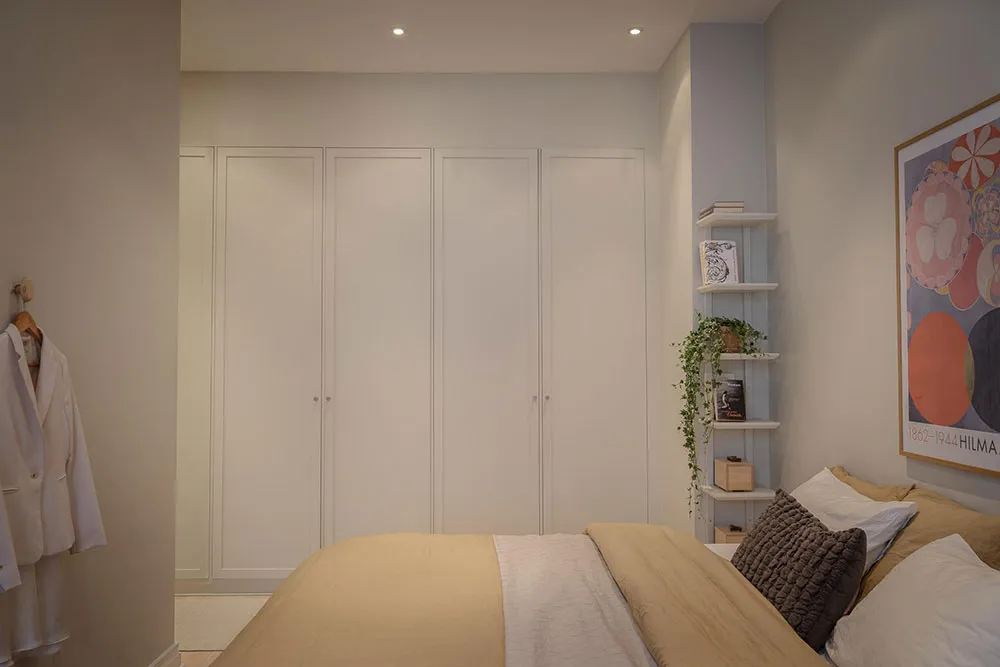 Тёплая и нежная квартира с камином в Швеции - Gallery image 30