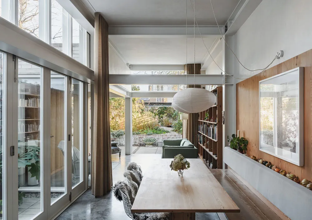 Noten des Moderne-Stils im Design eines viktorianischen Hauses des Fotografen in London - Gallery image 4