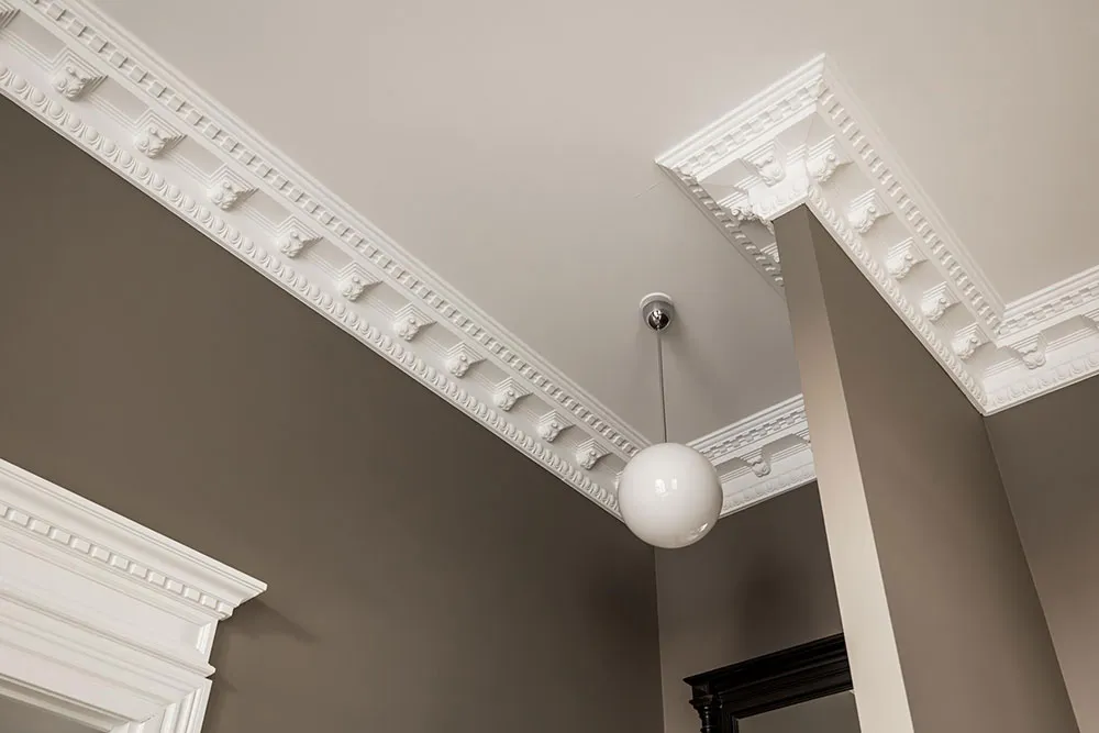 Hermosa unidad escandinava con paredes oscuras y techos altos (77 m²) - Gallery image 24