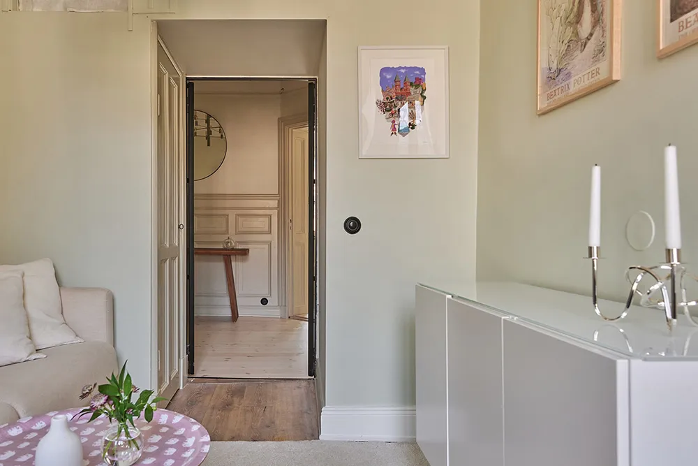 Компактная трехкомнатная квартира в Швеции в монохромных тонах (65 кв. м) - Gallery image 21