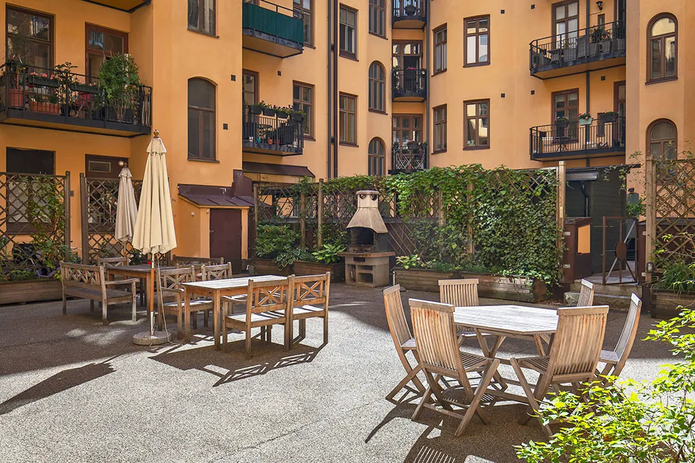 Stylish Scandinavian Interior with Pastel Ceiling (93 sqm) - Gallery image 29