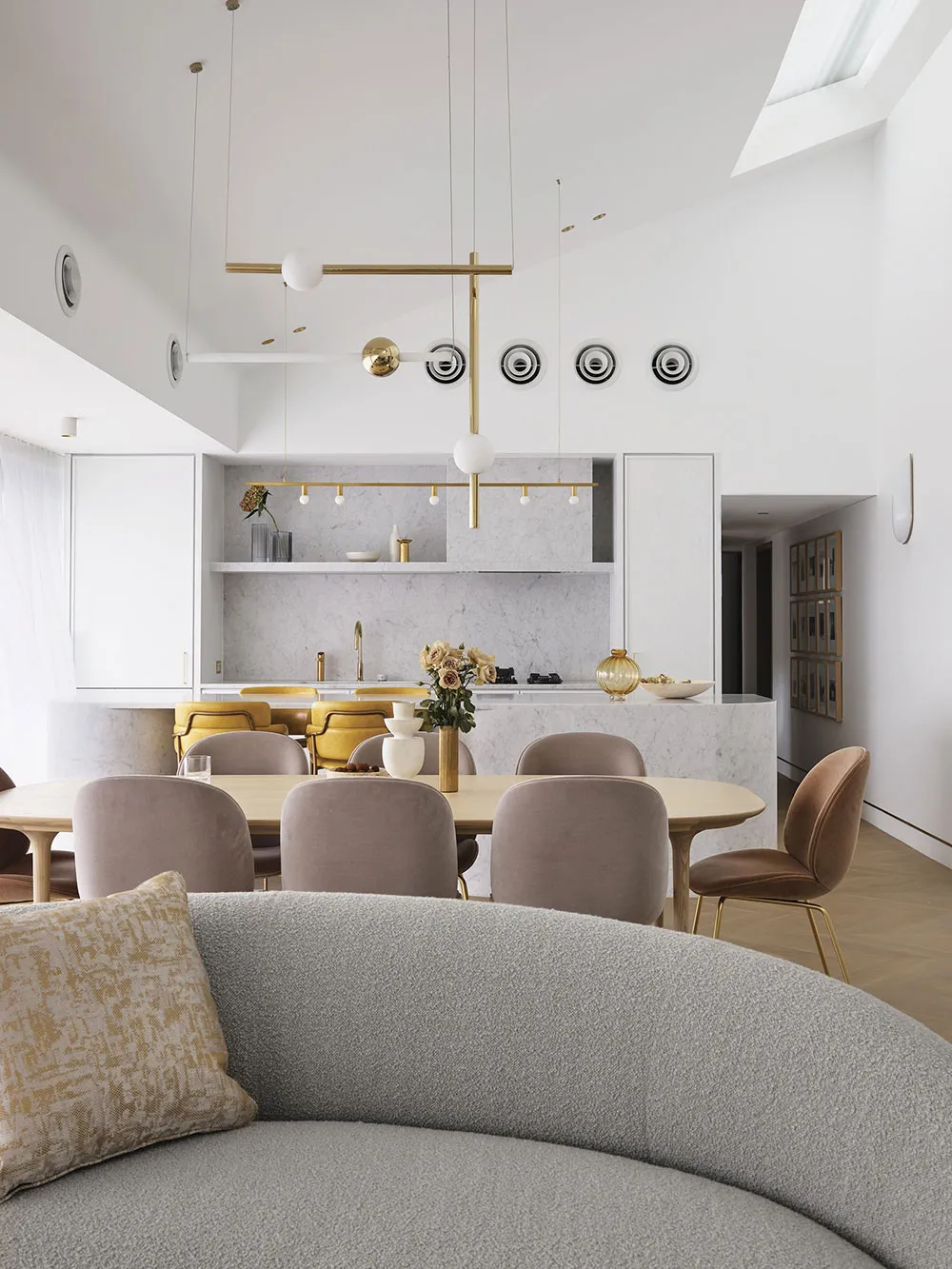 Formes arrondies et détails ludiques : une appartement lumineux pour une famille jeune à Sydney - Gallery image 2