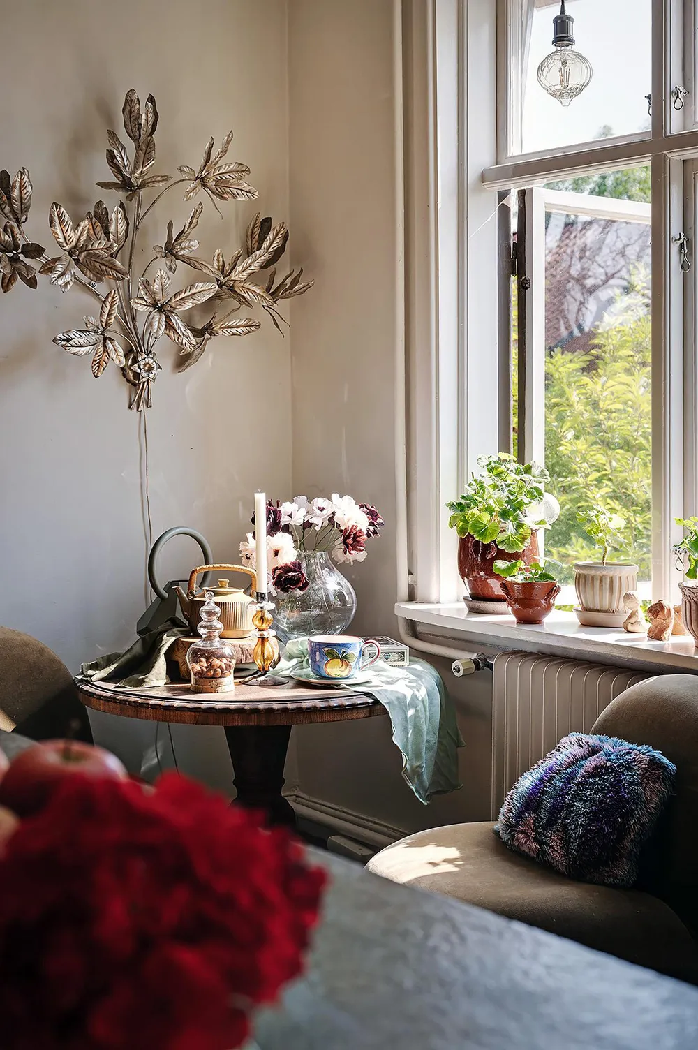 Обильний декор у квартирі в будинку XVIII століття у Гетеборзі - Gallery image 12