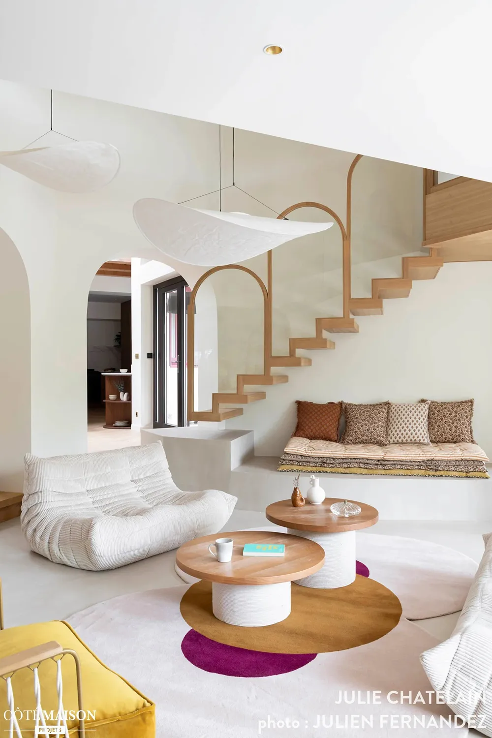 Design élégant dans des tons chauds pour une villa sur la côte atlantique de France - Gallery image 12