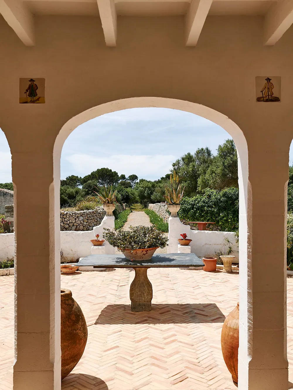 Mediterranean Eclecticism: Architect's House on Menorca Island - Gallery image 3