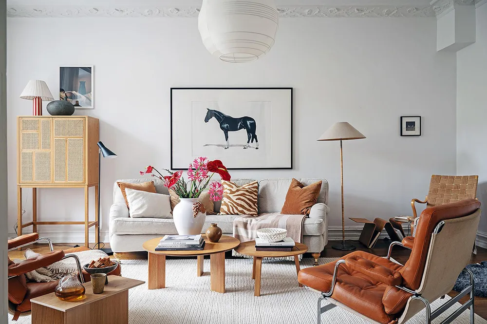 Скандинавская квартира с рыжими акцентами и зелёной обеденной - Gallery image 6