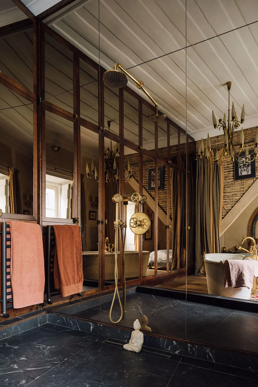 Histoire approfondie et design raffiné : maison à Lisbonne - Gallery image 11