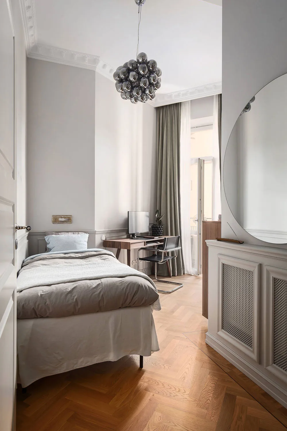 Stylish Scandinavian Interior with Pastel Ceiling (93 sqm) - Gallery image 22