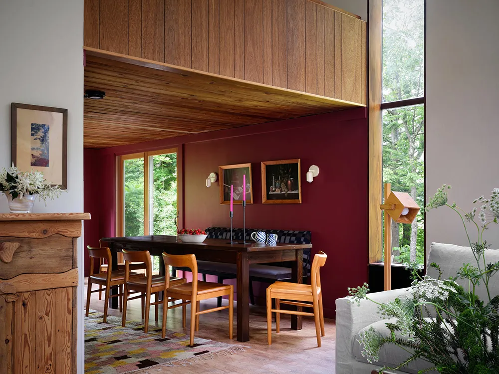 Необычный семейный дом 1960-х годов в Вермонте с яркими интерьерами - Gallery image 1