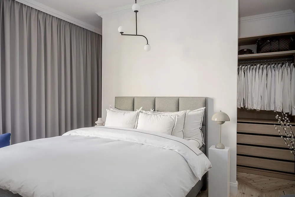 Nowoczesne wykończenie małej dwudziestki w starożytnym domu w Stokholmie (66 m²) - 16
