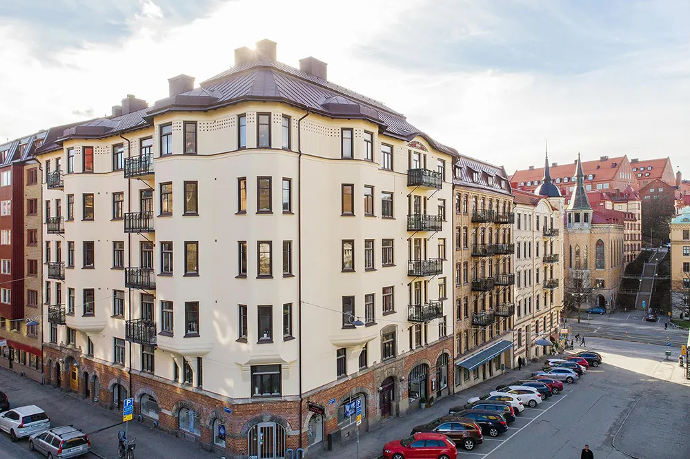 Скандинавская квартира с рыжими акцентами и зелёной обеденной - Gallery image 24