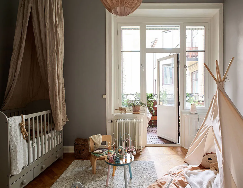 Warm and Gentle Scandinavian Interior with Small Means (87 sq. m) - Gallery image 20