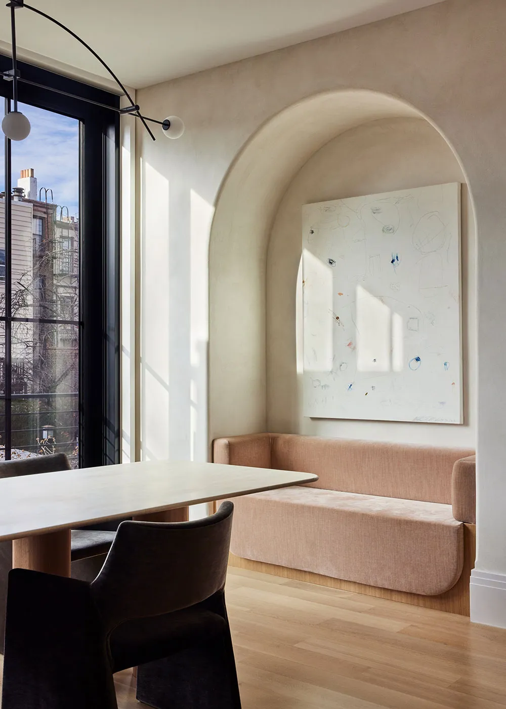 Eleganter Minimalismus mit abgerundeten Ecken: Townhouse in New Jersey - Gallery image 6