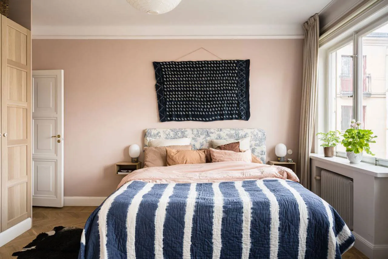 Cozy Scandinavian Interior with Large Library (98 sq. m) - Gallery image 15