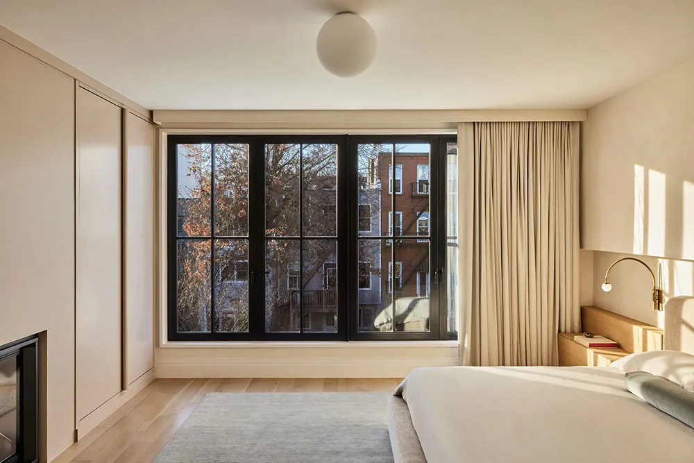 Eleganter Minimalismus mit abgerundeten Ecken: Townhouse in New Jersey - Gallery image 12