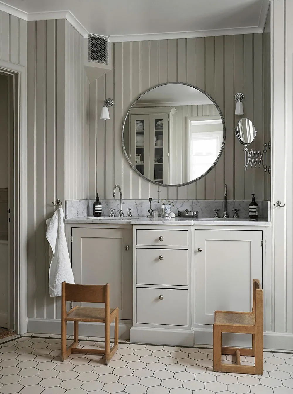 Кухня мечты и активные принты: живой интерьер дачи шведского блогера Johanna Bradford - Gallery image 15