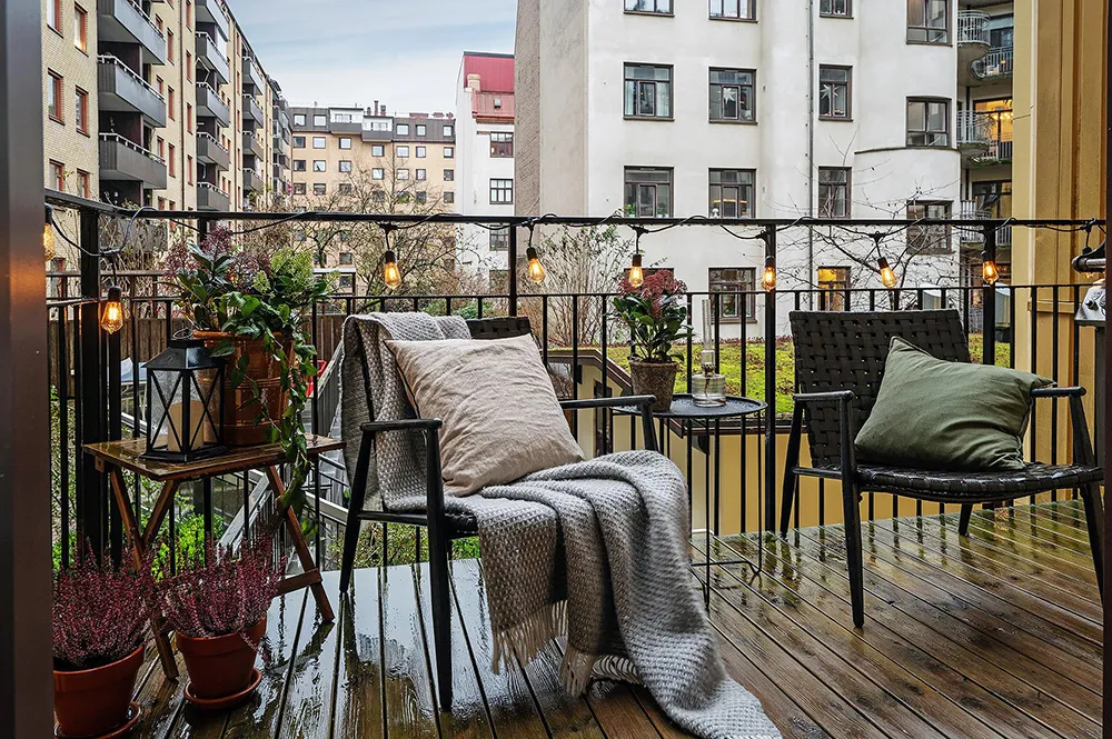 Скандинавская квартира с рыжими акцентами и зелёной обеденной - Gallery image 18