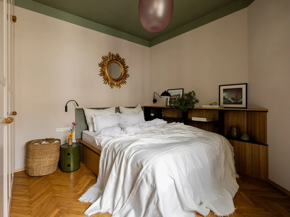 Muebles retro y tonos elegantes en el diseño de apartamentos en Varsovia - Gallery image 15