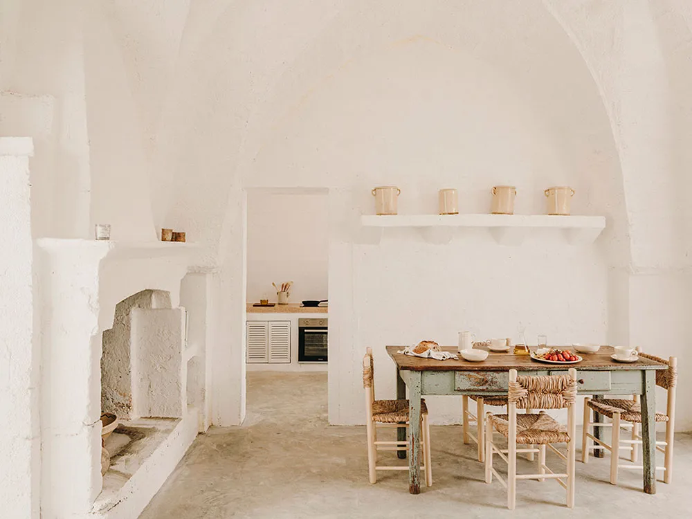 Прості лінії та аскетичний затишок у дизайні курортного будинку в Італії - Gallery image 22