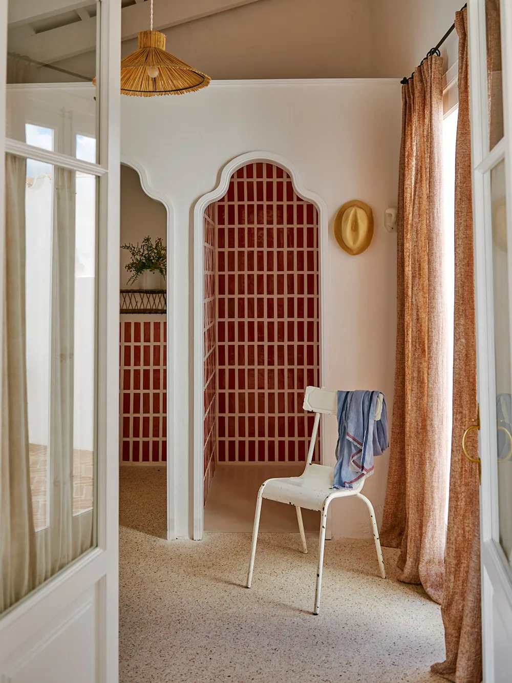 Mediterranean Eclecticism: Architect's House on Menorca Island - Gallery image 13