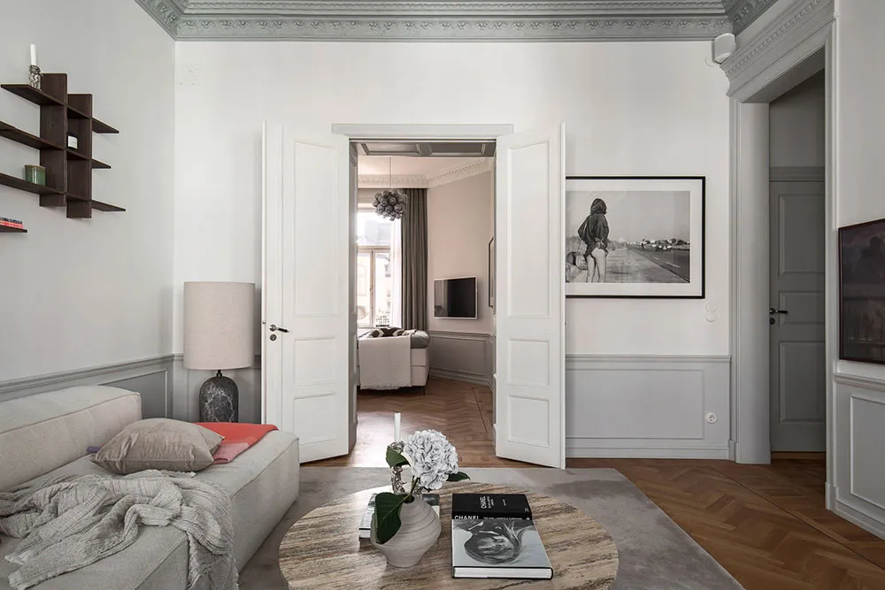 Stylish Scandinavian Interior with Pastel Ceiling (93 sqm) - Gallery image 15