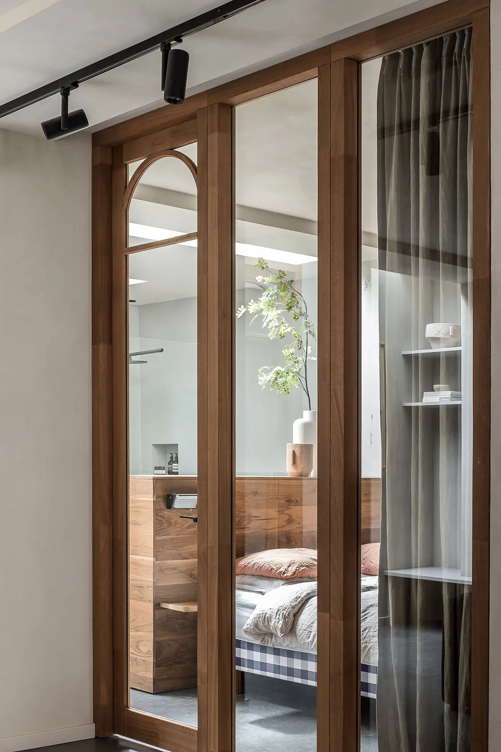 Stylische Apartments statt dunklem Garage in Amsterdam - Gallery image 8