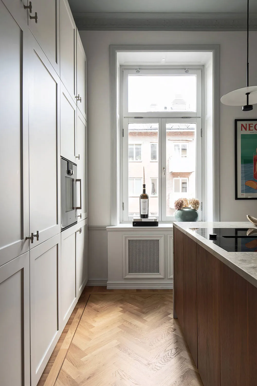 Stylish Scandinavian Interior with Pastel Ceiling (93 sqm) - Gallery image 10