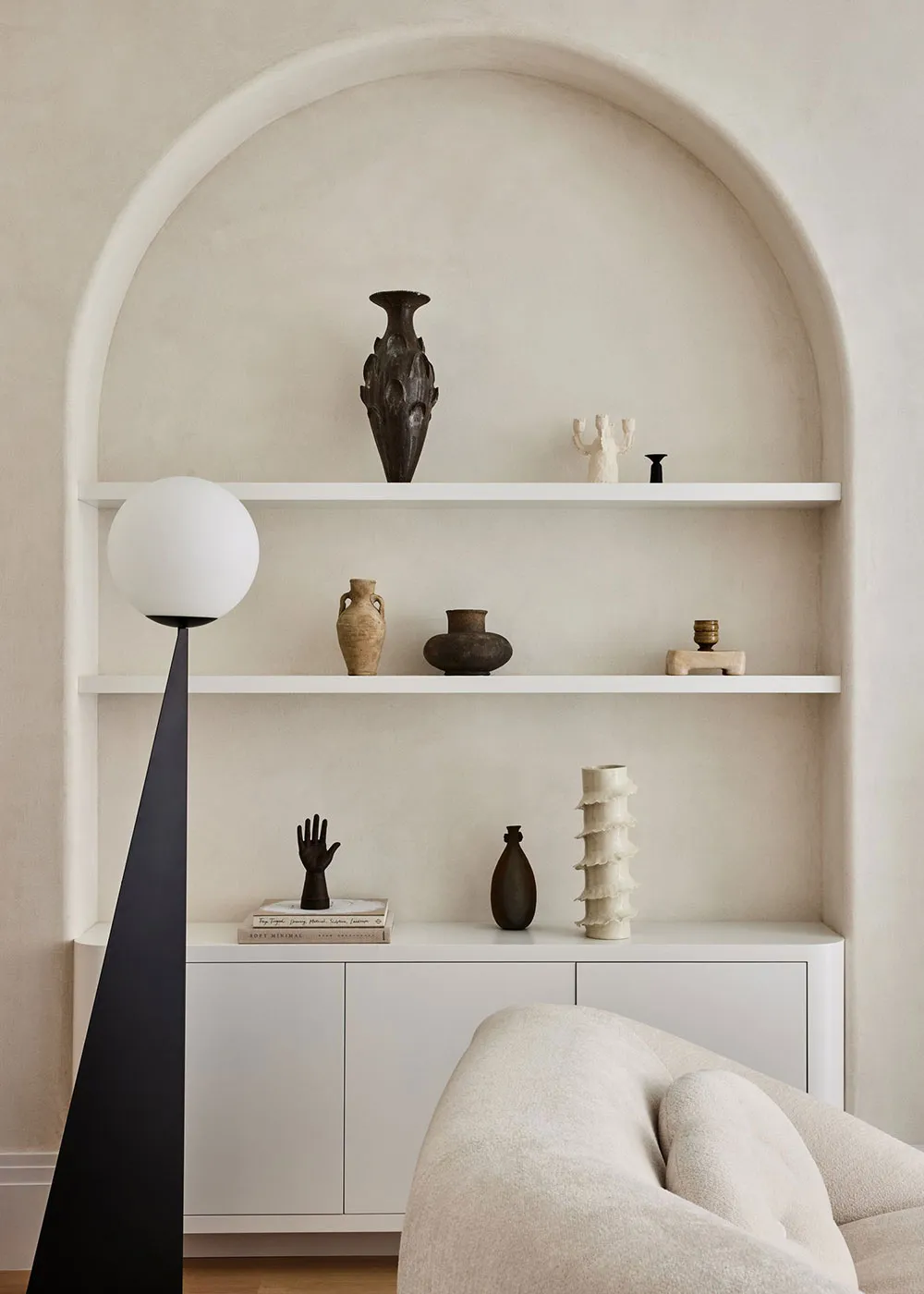 Eleganter Minimalismus mit abgerundeten Ecken: Townhouse in New Jersey - Gallery image 2