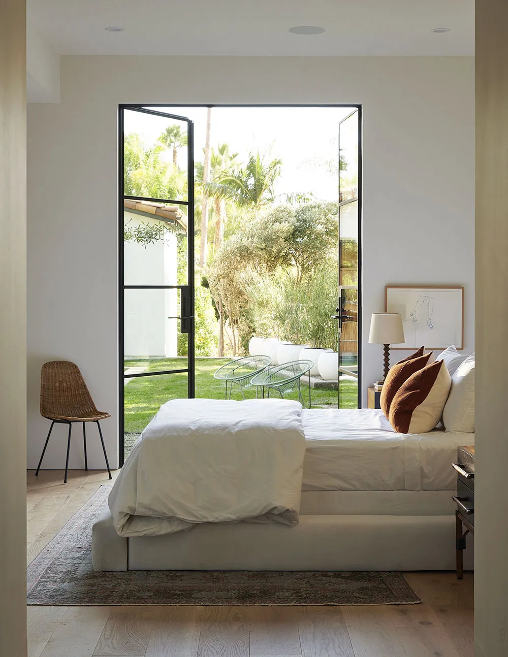 Wie eine designerische Ehepaar die 100-jährige Villa in Los Angeles wiederbeleucht - Gallery image 18