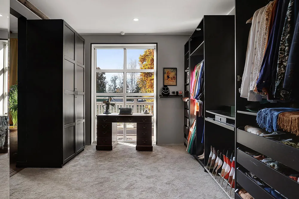 Unusual Cottage in Sweden with Industrial Interiors - Gallery image 12