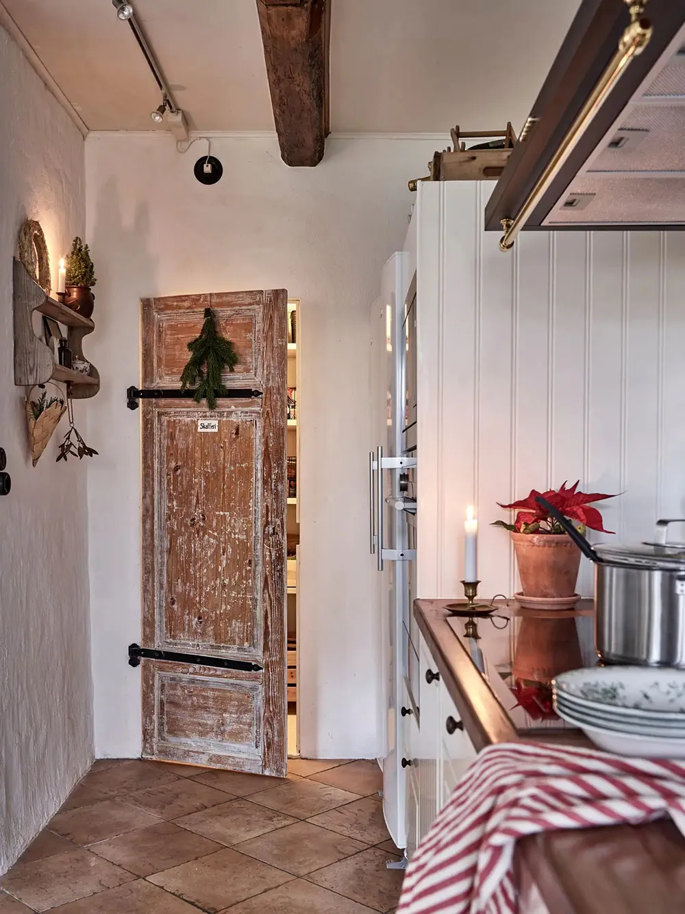 Hermosas fiestas en una casa histórica de herrero en Suecia - Gallery image 6