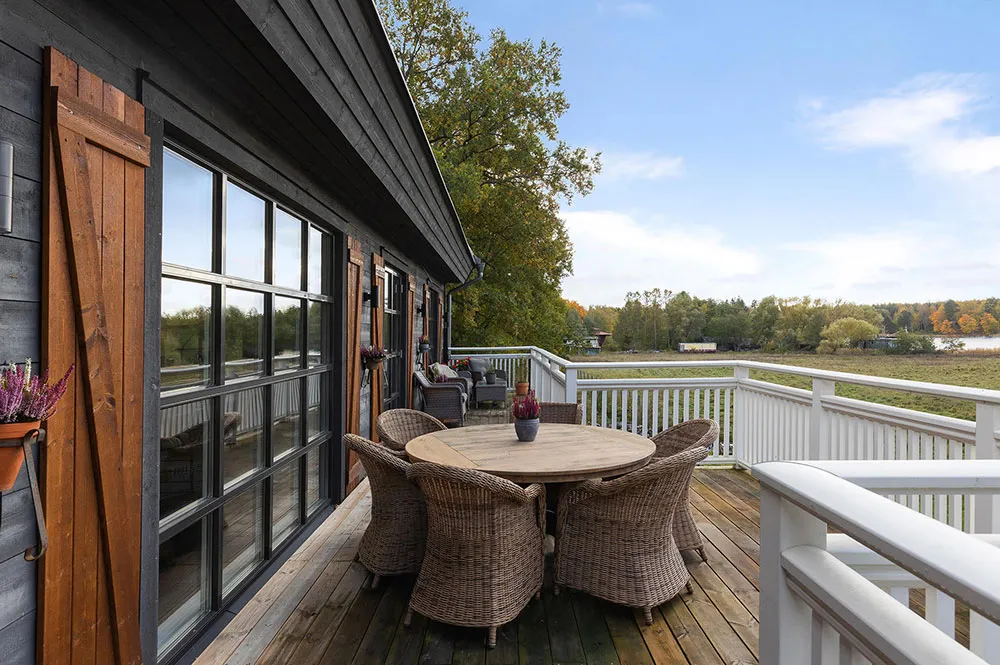 Unusual Cottage in Sweden with Industrial Interiors - Gallery image 15