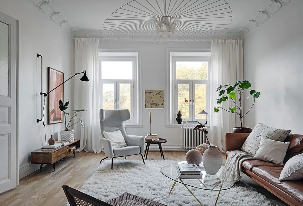 Grüne Herd und warme Akzente: verfeinertes Interior einer Wohnung in Göteborg (94 qm) - Gallery image 3