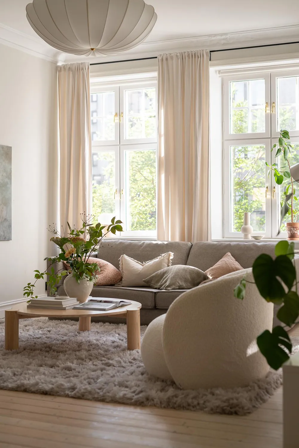 Spokojny i uютny szary-beżowy interior w Getborgu (83 m²) - Gallery image 5