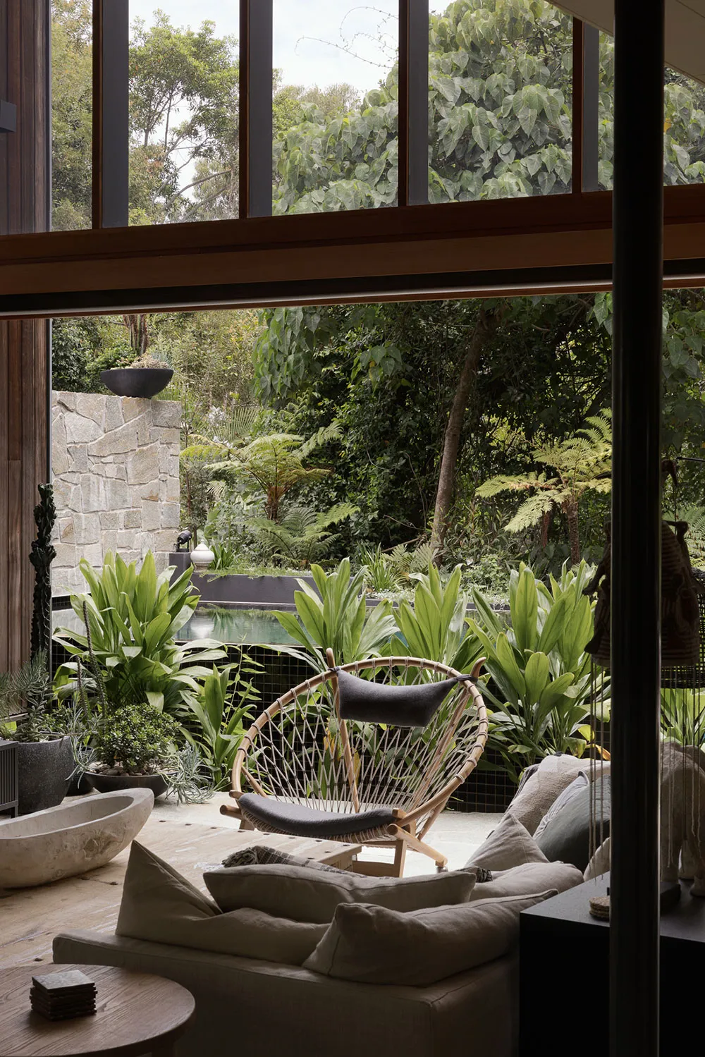 Atmospheric Modern Design in Harmony with Nature in Australia - Gallery image 1