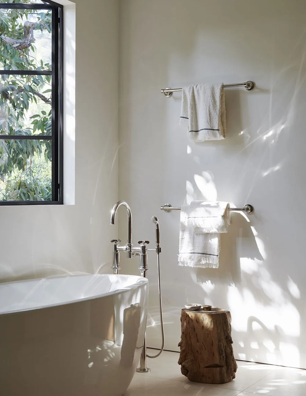 Wie eine designerische Ehepaar die 100-jährige Villa in Los Angeles wiederbeleucht - Gallery image 10