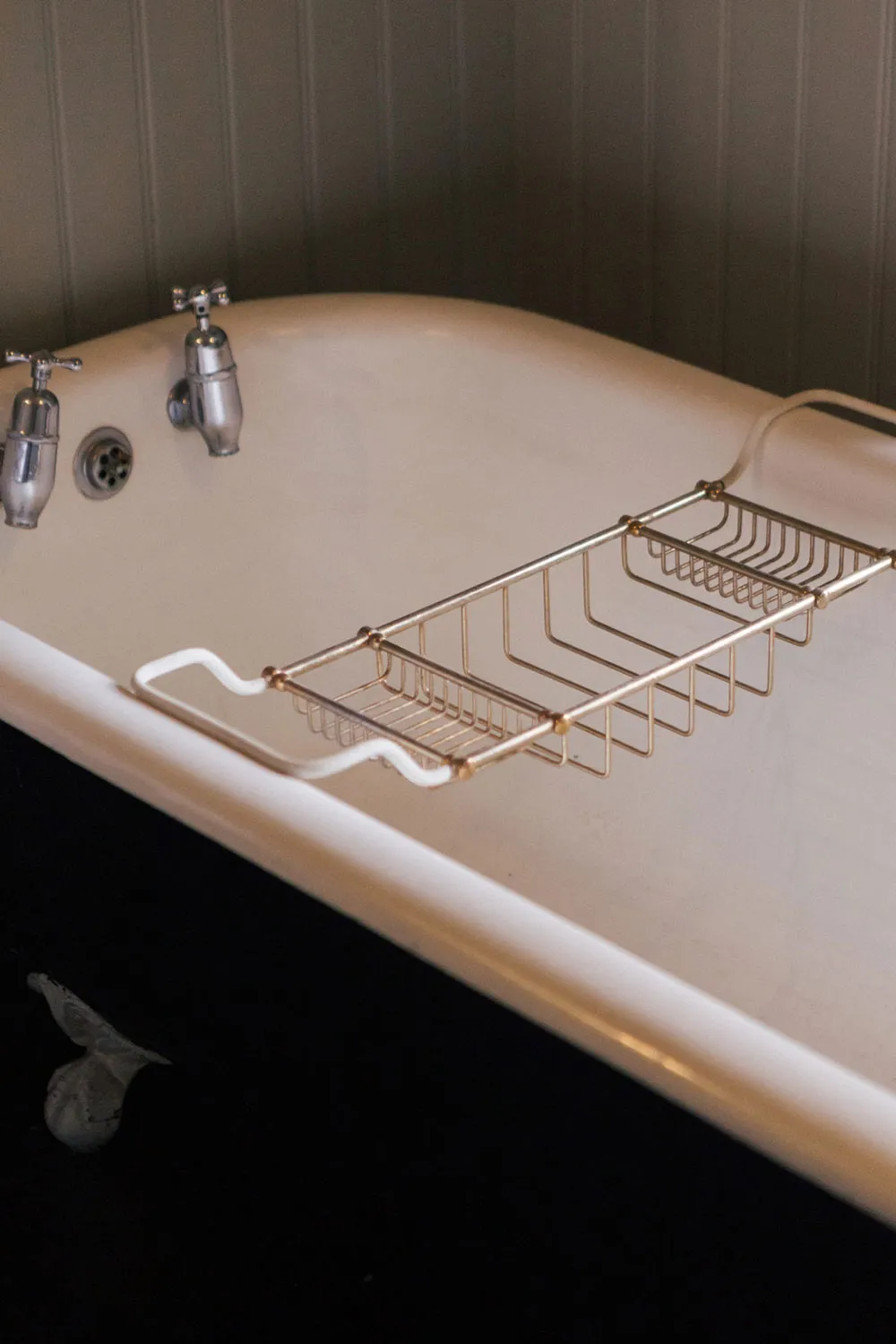 Schönes englisches Haus mit stoffrosa Wohnzimmer - Gallery image 23