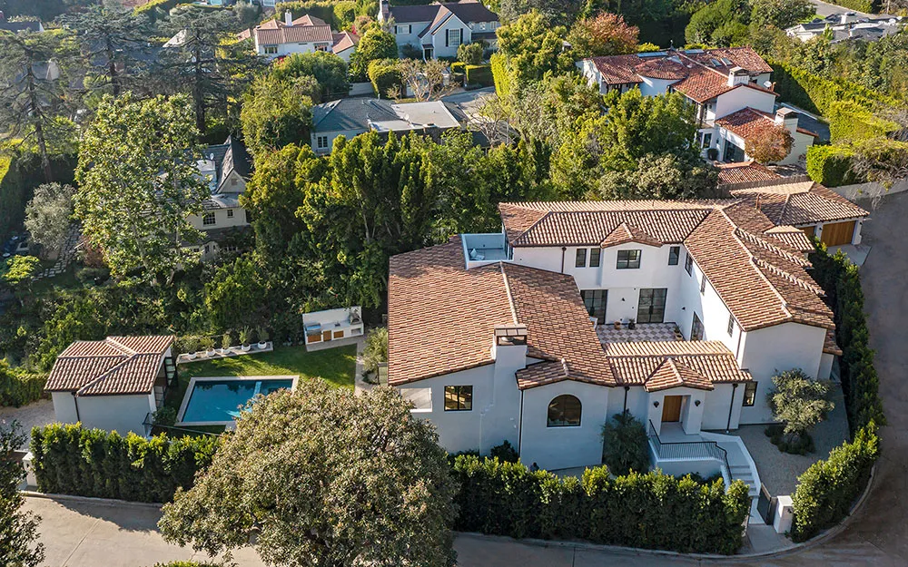 Wie eine designerische Ehepaar die 100-jährige Villa in Los Angeles wiederbeleucht - Gallery image 22