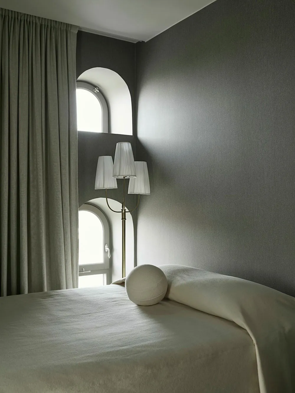 “रैपंज़ेल की तरह जीना: स्वीडन में एक जल-टावर में स्थित अपार्टमेंट” - Gallery image 8