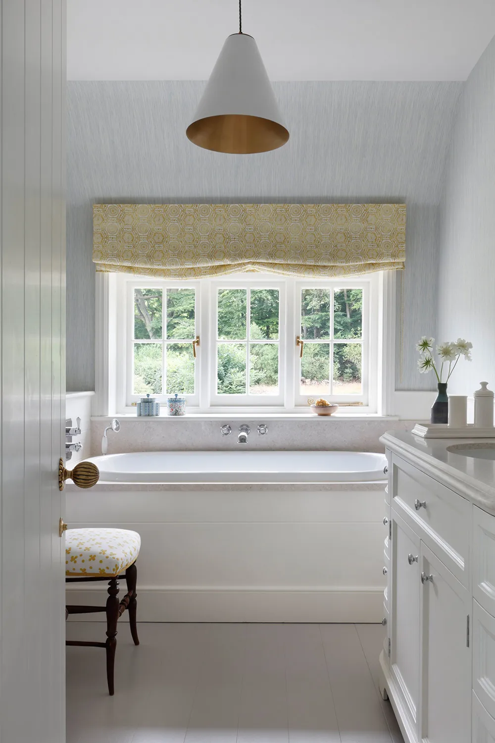 Vibrant Paints and Prints Bring New Life to This Historic Cottage in England - Gallery image 23