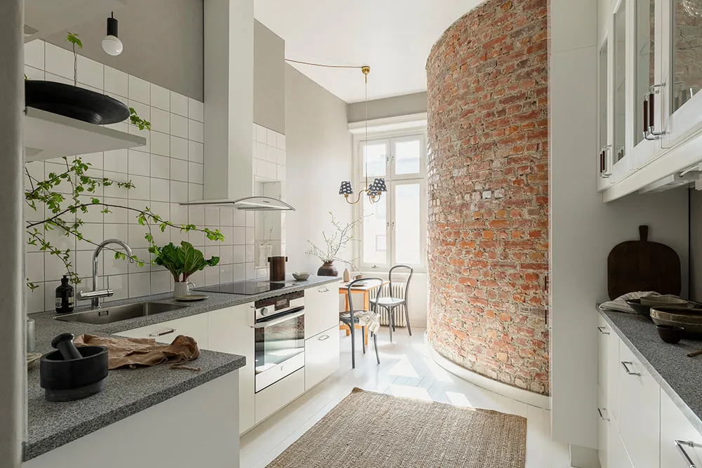 Jasny skandynawski wnętrze z skórzanympfu - Gallery image 13