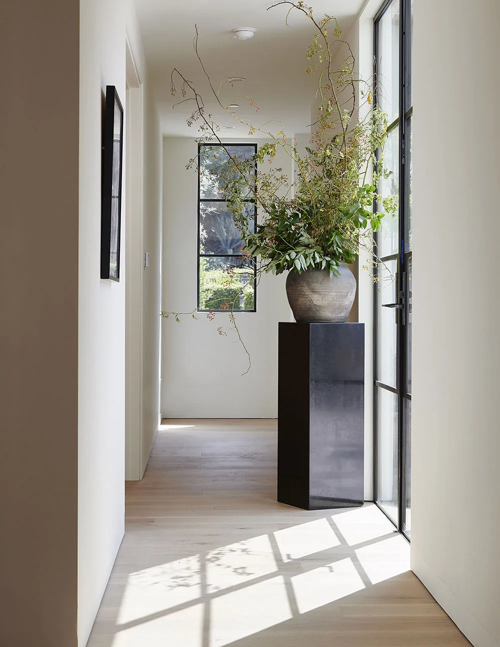 Wie eine designerische Ehepaar die 100-jährige Villa in Los Angeles wiederbeleucht - Gallery image 19